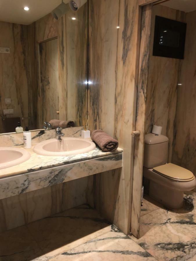 Apartamento Centrico Parking - Wifi Lägenhet Valencia Exteriör bild