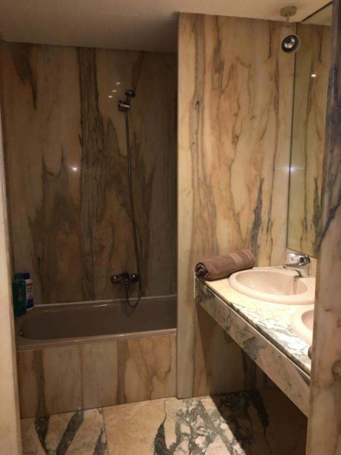 Apartamento Centrico Parking - Wifi Lägenhet Valencia Exteriör bild